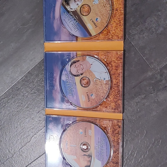 Little House on the Prairie Season 3 DVD Collector’s Edition – 6 Discs Complete - Picture 3 of 5